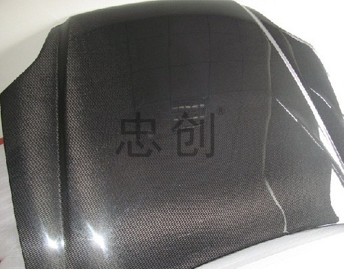 汽車發(fā)動機(jī)蓋板